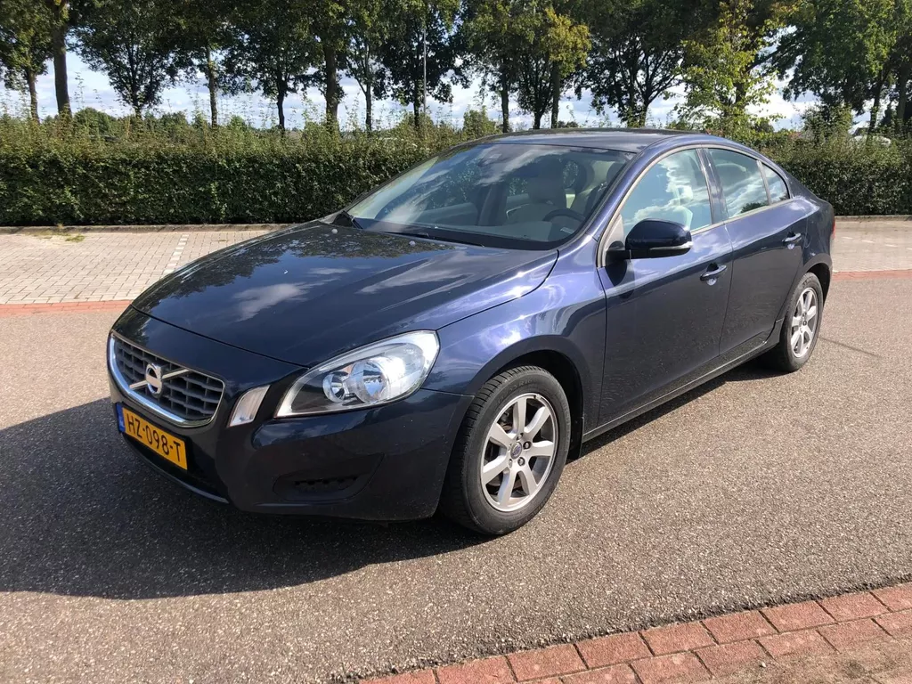 Volvo S60 1.6 T4F Kinetic